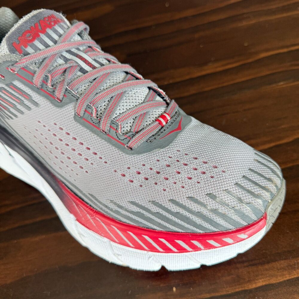 Hoka One One Clifton 5 Road Running Shoe Size 9.5 EE Gray Red Men's Sneaker - Picture 12 of 12